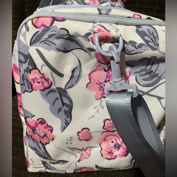 Vera Bradley Recycled Lighten Up Reactive large duffle bag - Picture 7 of 13